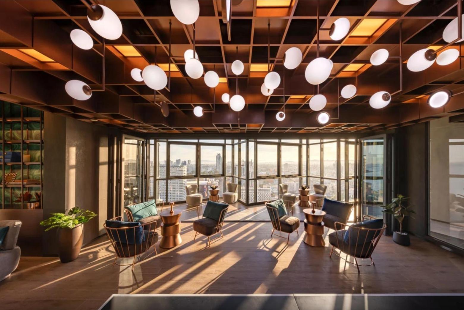 The Edge Central 파타야 외부 사진